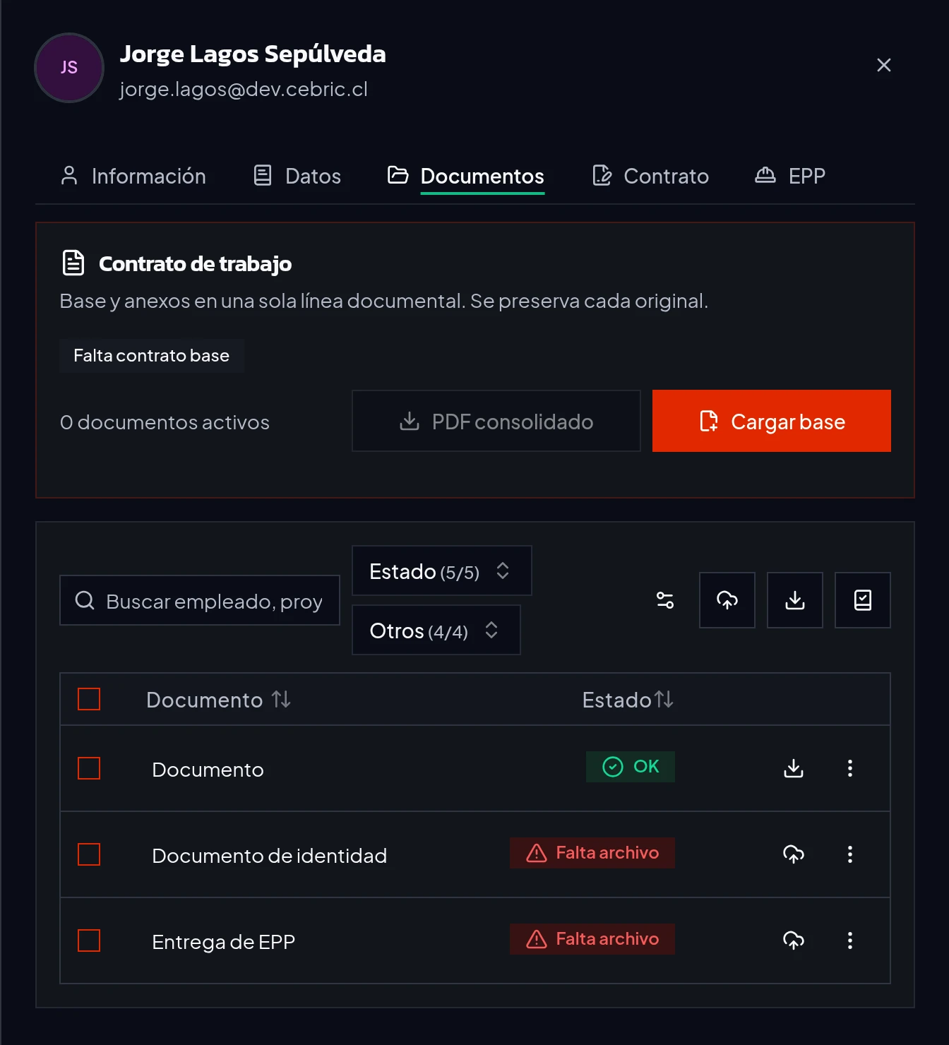 Ficha del trabajador con un documento disponible, archivos de identidad y EPP pendientes y acción para cargar el contrato base